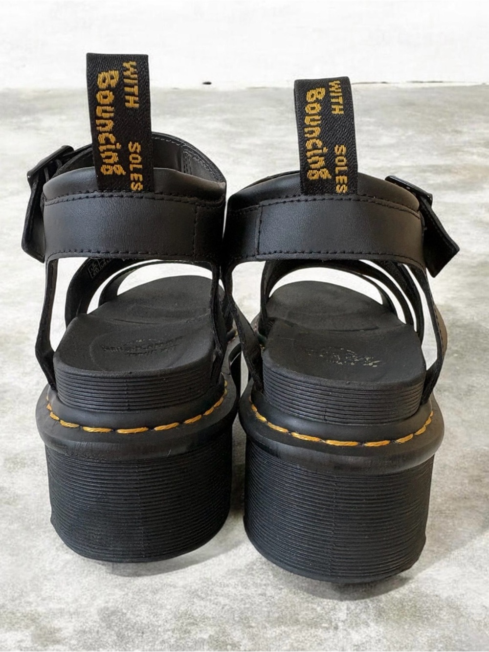 Dr. Martens Blaire Platform Sandal Black Leather Size 7 Nearly New - Picture 6 of 12